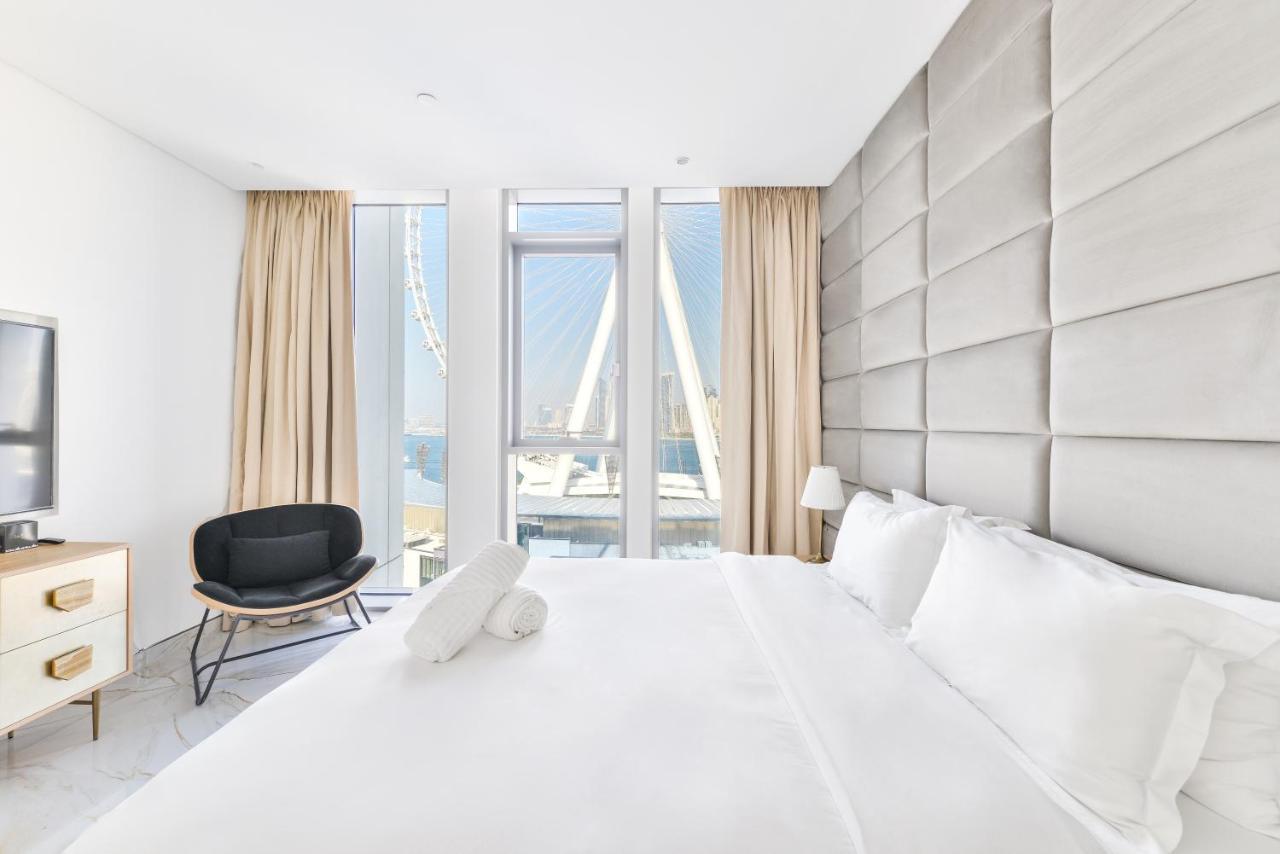 Luxury 2 Bedroom Beachfront Apt W Stunning Sea View Dubai Luaran gambar