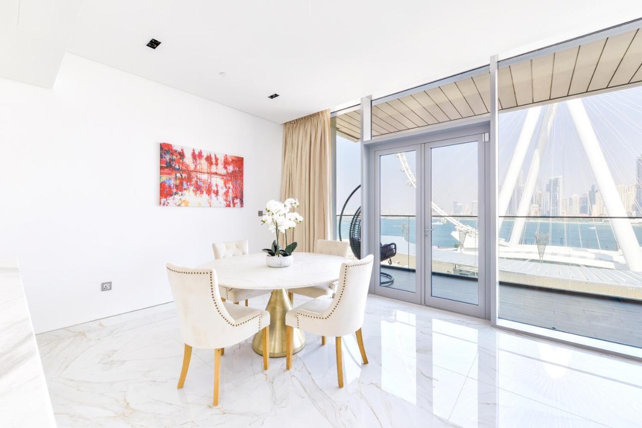 Luxury 2 Bedroom Beachfront Apt W Stunning Sea View Dubai Luaran gambar