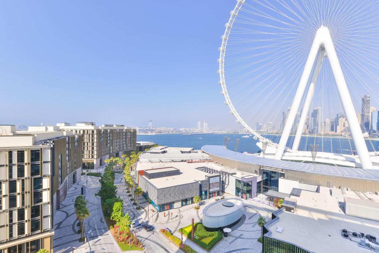 Luxury 2 Bedroom Beachfront Apt W Stunning Sea View Dubai Luaran gambar